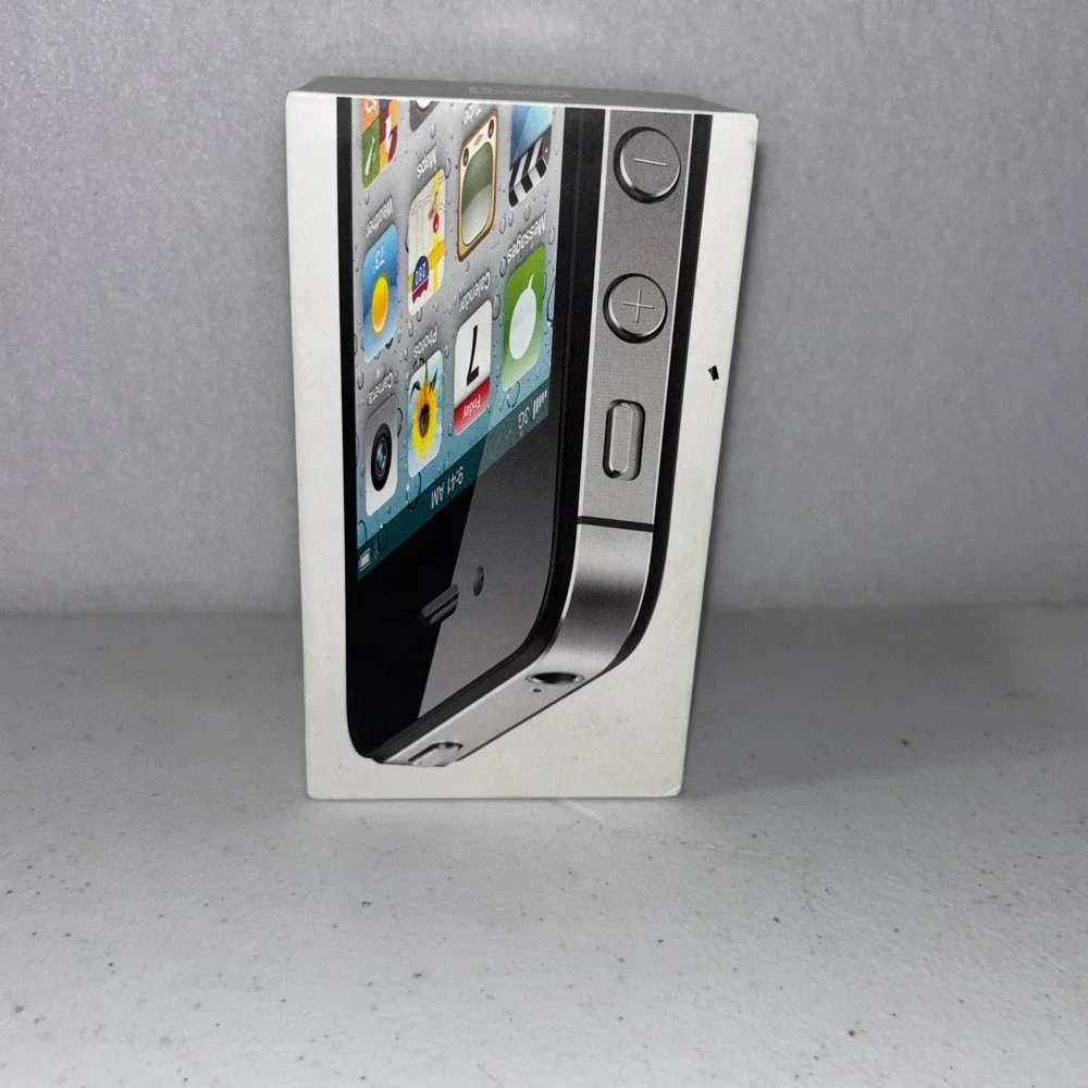Iphone 4S black 16gb MD236LL/A‎ BOX ONLY